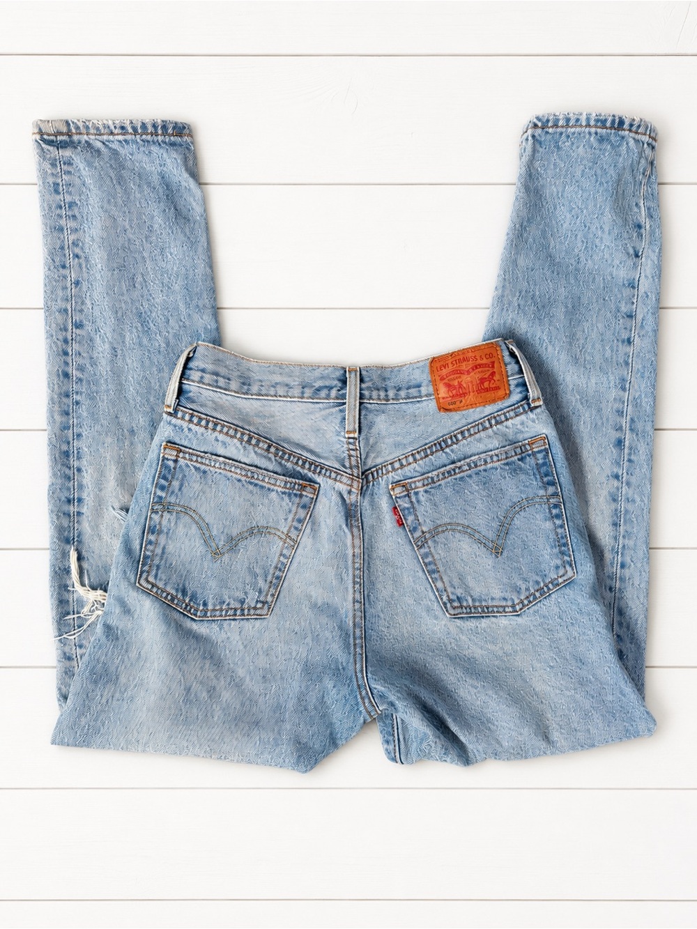 Levi’s 501 Button Fly Jeans W27 L30 Light Wash Distressed Straight Leg Denim - Picture 2 of 5